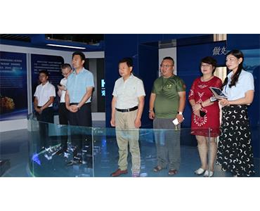 銀川市投資促進局、山東濰坊商會領(lǐng)導一行來集團參觀訪問