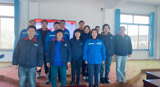 青島海利爾組織“以心迎新”座談會